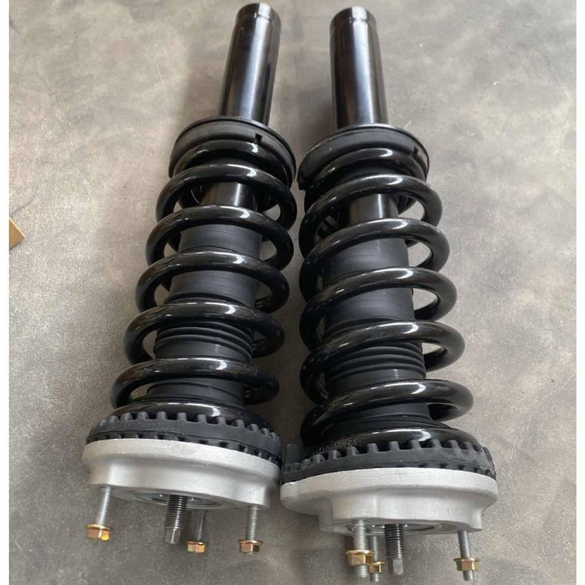 Bethesda Industrial 2x Front Shock Absorber Struts Assys Set For Maserati Ghibli M157 AWD 670008897