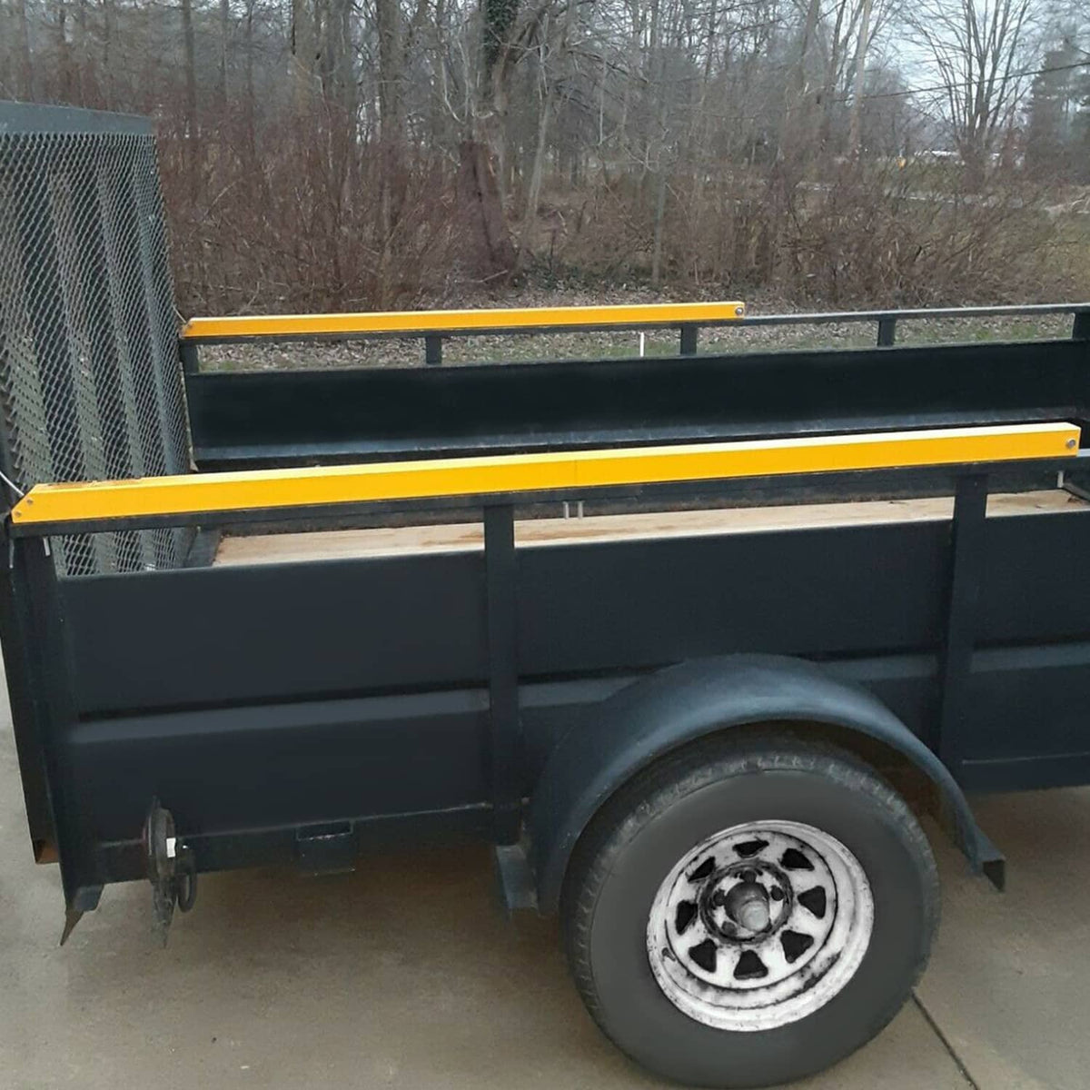 Bethesda Industrial 350 lbs L&R Tailgate Utility Trailer Gate & Ramp Lift Assist System 2 x 2 x 72 L