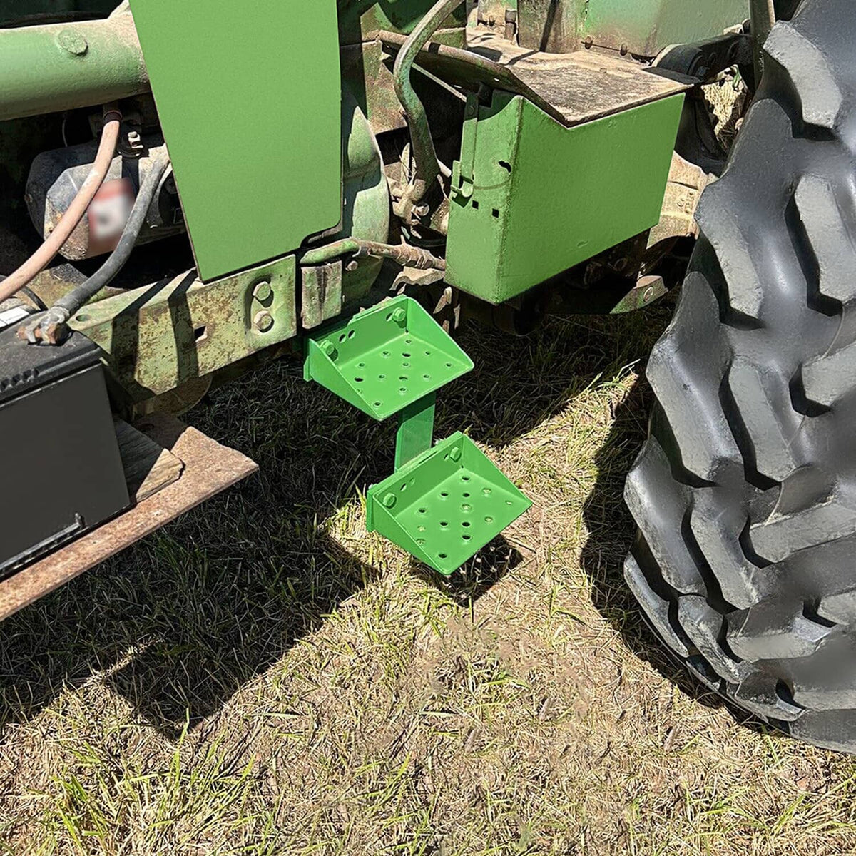 Bethesda Industrial #R27883 Tractor Side Step For John Deere 4320 4020 4010 4000 2510 2520 3010 3020